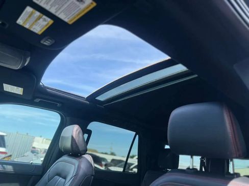 Used 2024 Ford Expedition Max Limited image 15