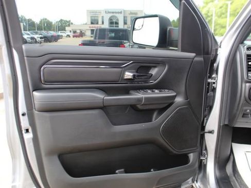 Used 2024 RAM 1500 Big Horn AWD/4WD image 10