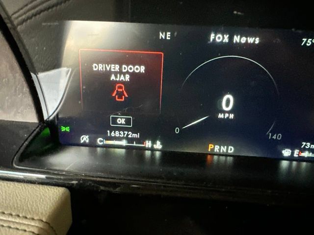 Used 2019 Lincoln Navigator L Select RWD image 10