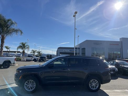 Used 2025 Jeep Grand Cherokee L Laredo w/ Luxury Tech Group I image 5