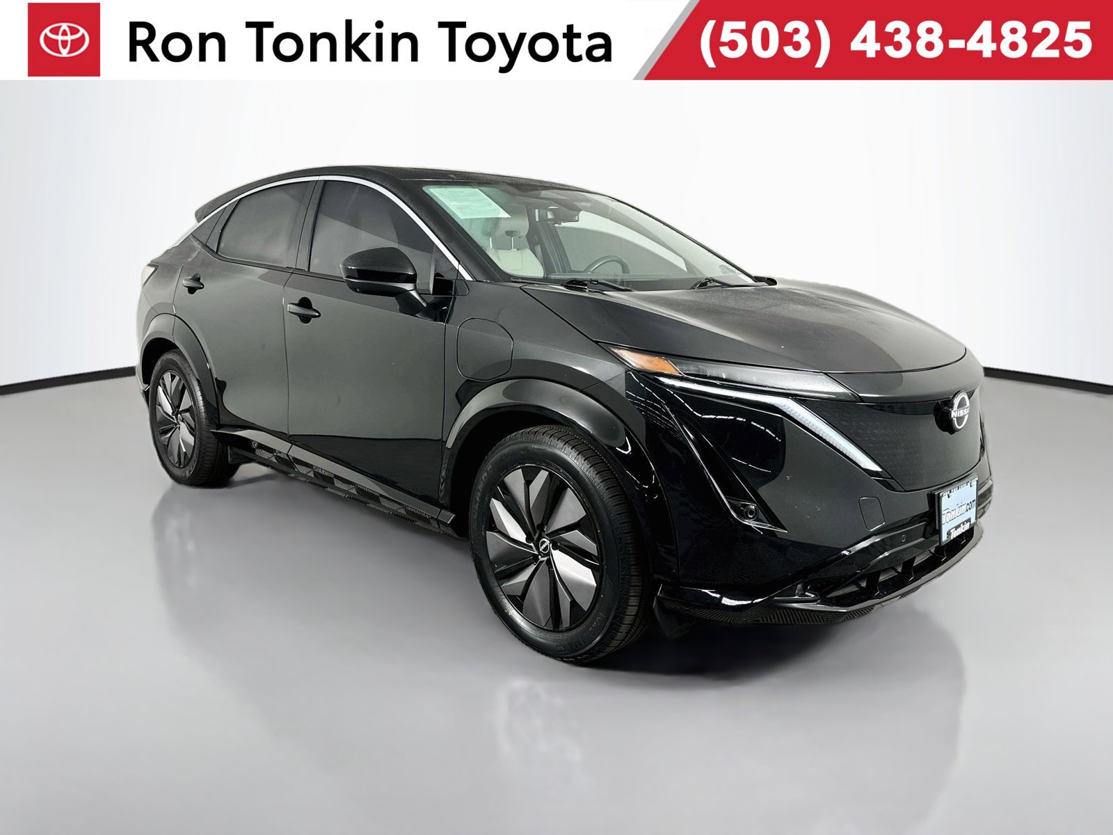 Used 2024 Nissan Ariya FWD image 1