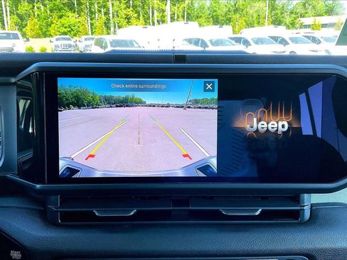 New 2026 Jeep Gladiator Sport image 13