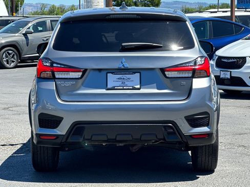 Used 2025 Mitsubishi Outlander Sport SE AWD/4WD image 5