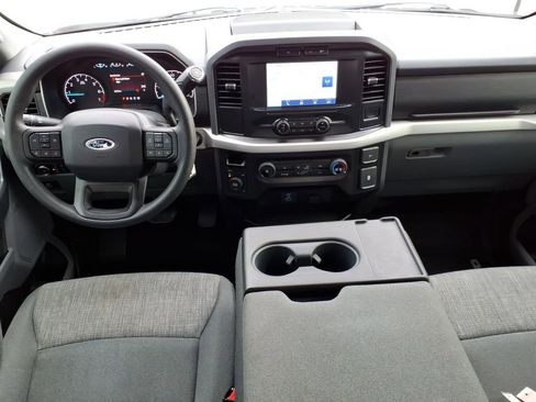 Used 2022 Ford F150 XLT w/ XTR Package AWD/4WD image 4