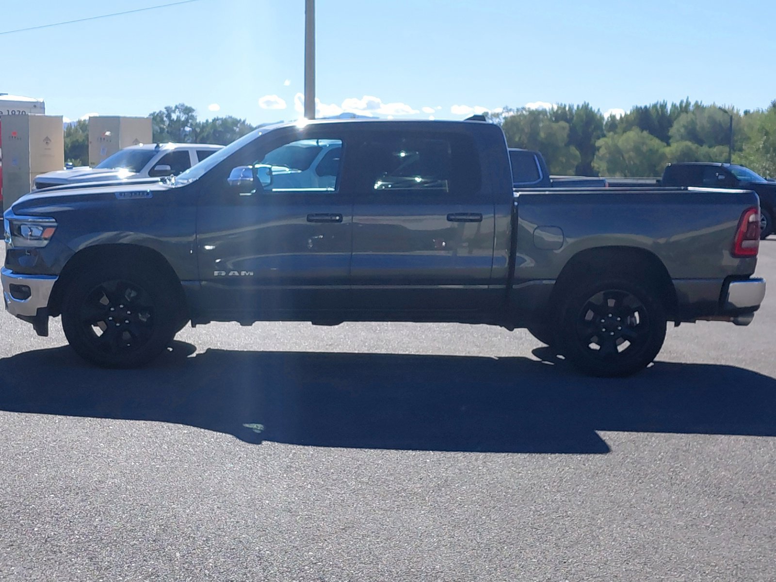 Used 2023 RAM 1500 Laramie AWD/4WD image 10