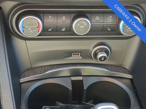 Used 2023 Alfa Romeo Stelvio Ti image 32