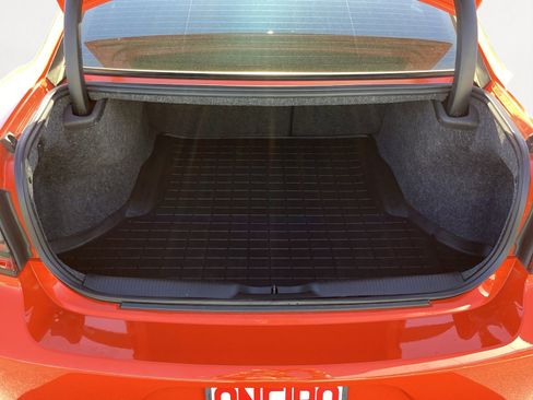 Used 2023 Dodge Charger R/T w/ Blacktop Package image 13