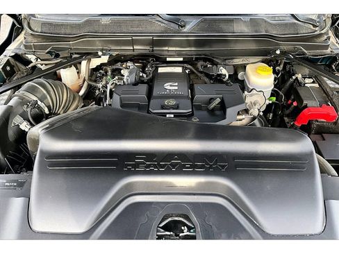 Used 2022 RAM 2500 Laramie image 31