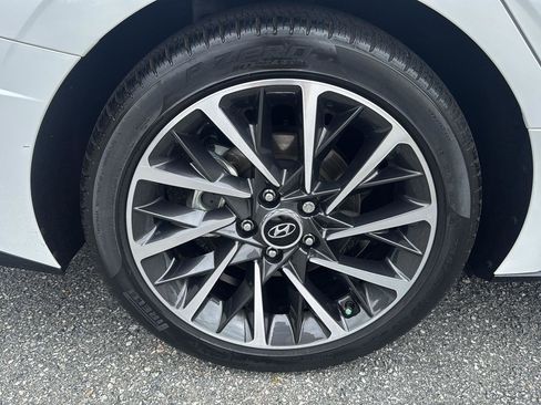 Used 2023 Hyundai Sonata Limited FWD image 12