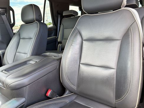 Used 2021 Chevrolet Tahoe Premier AWD/4WD image 27