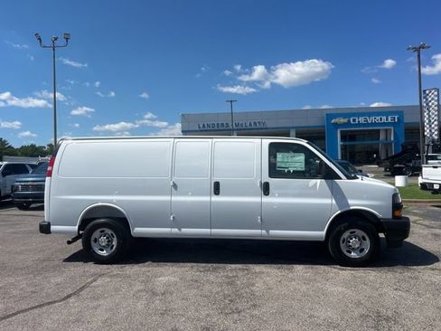 New 2026 Chevrolet Express 2500 Extended w/ Driver Convenience Package RWD image 2