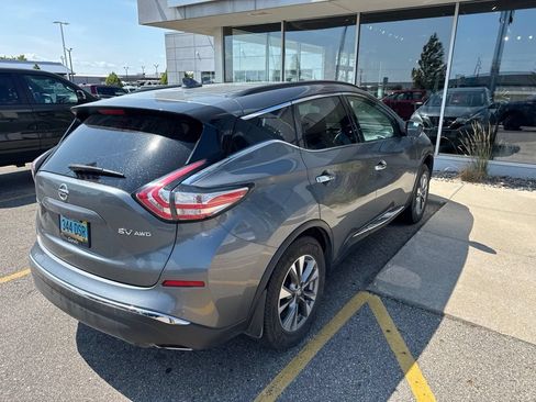 Used 2018 Nissan Murano SV AWD/4WD image 3