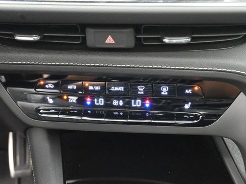 Used 2023 Buick Envision Essence w/ Sport Touring Package image 3