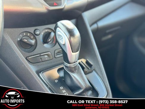 Used 2014 Ford Transit Connect XLT image 33