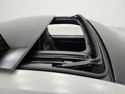 Used 2022 Porsche 911 Carrera GTS RWD image 17