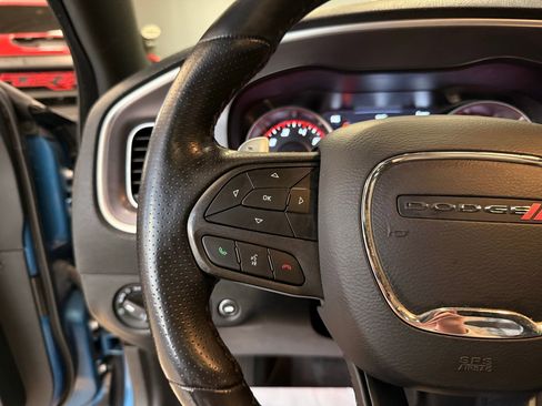 Used 2022 Dodge Charger SXT w/ Navigation & Travel Group image 43