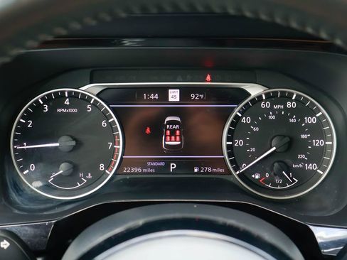 Used 2024 Nissan Pathfinder SL w/ SL Premium Package FWD image 14