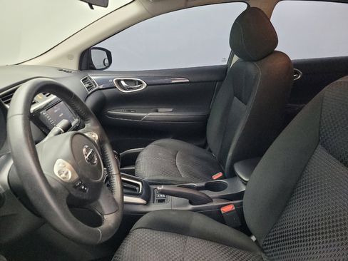 Used 2019 Nissan Sentra SR FWD image 17
