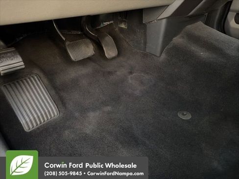 Used 2015 Ford F150 XLT w/ Equipment Group 302A Luxury image 26