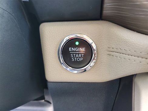 Used 2023 Ford Expedition Max Limited image 34