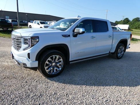 New 2026 GMC Sierra 1500 Denali AWD/4WD image 8