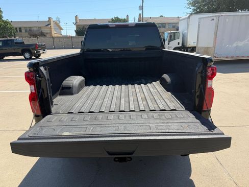 Used 2024 Chevrolet Silverado 2500 Custom w/ Custom Value Package AWD/4WD image 9