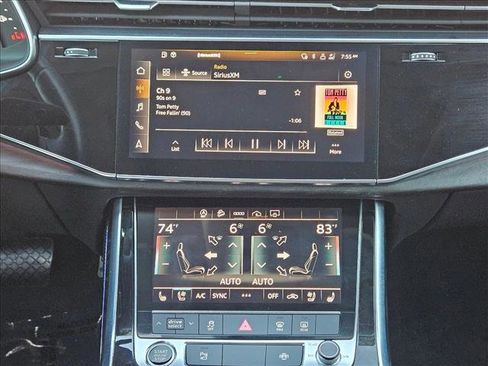 Used 2023 Audi Q8 Premium Plus image 13