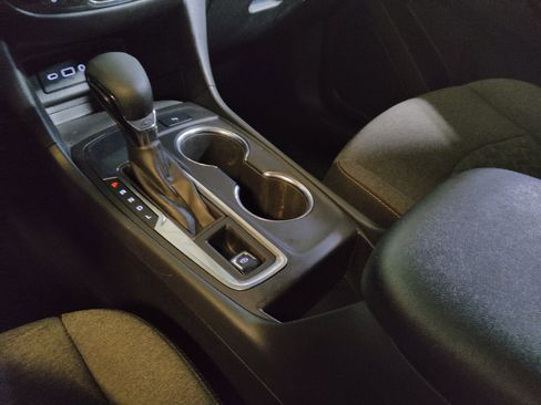 Used 2024 Chevrolet Equinox LT w/ LPO, Floor Liner Package FWD image 26