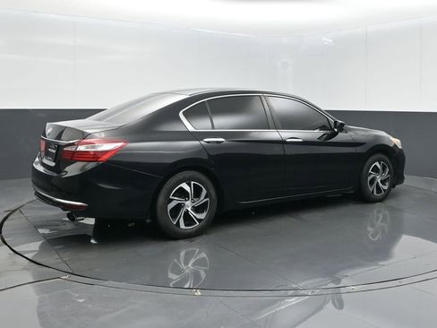 Used 2016 Honda Accord LX image 22