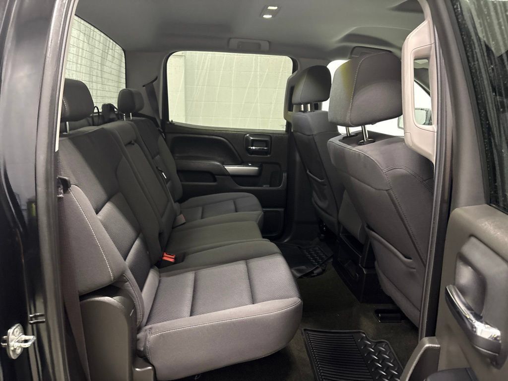 Used 2017 Chevrolet Silverado 1500 LT w/ All Star Edition AWD/4WD image 36