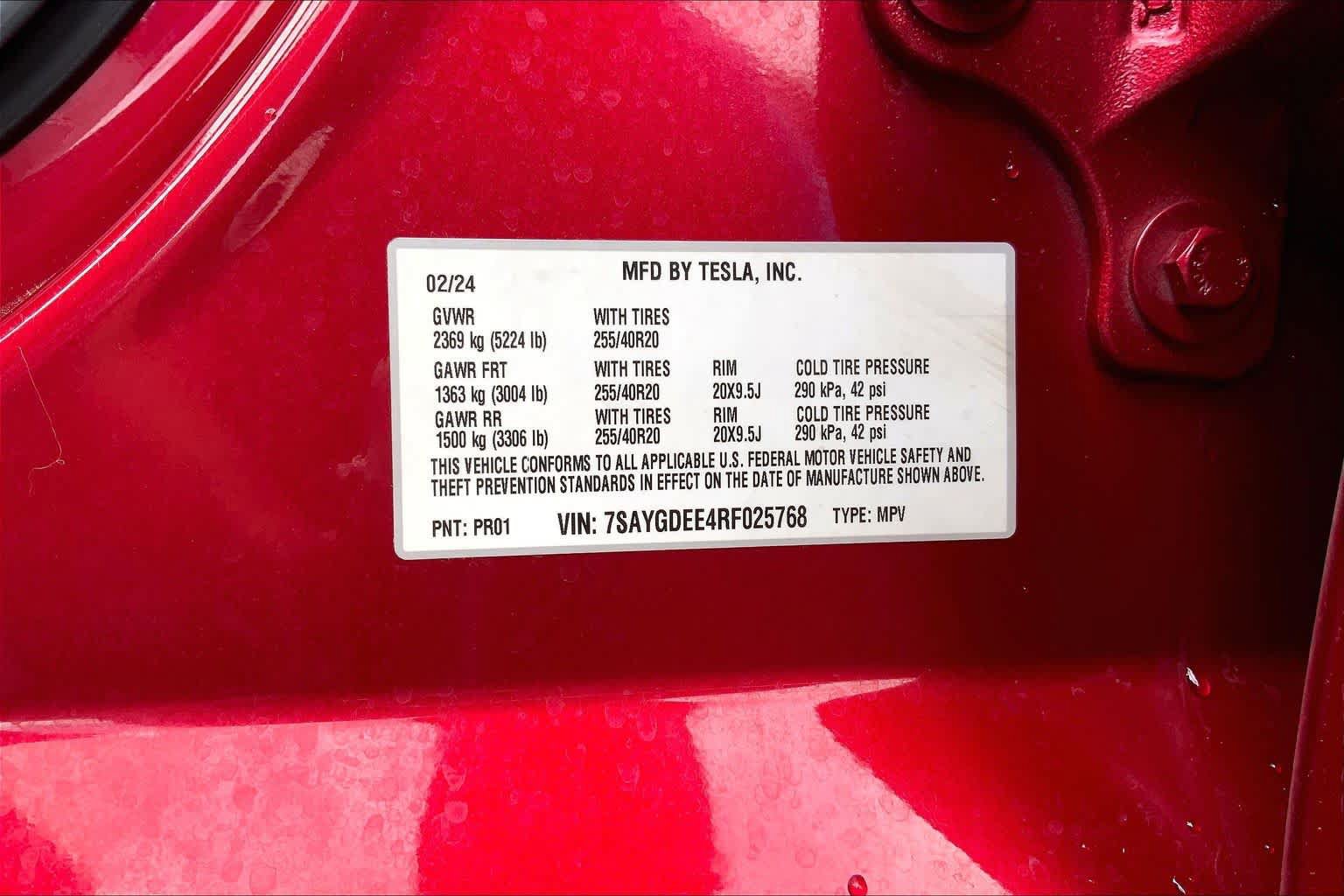 Used 2024 Tesla Model Y Long Range AWD/4WD image 19