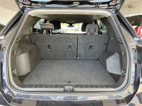 Used 2020 Chevrolet Equinox LS w/ LS Convenience Package image 25