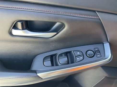 Used 2024 Nissan Sentra SR FWD image 21