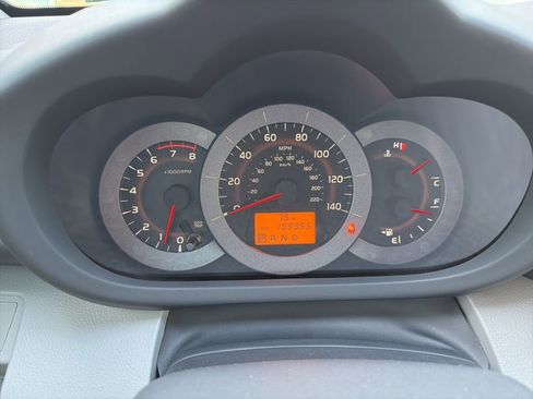 Used 2010 Toyota RAV4 2WD image 9