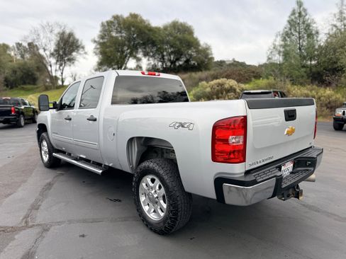Used 2013 Chevrolet Silverado 2500 LT w/ Interior Plus Package image 8