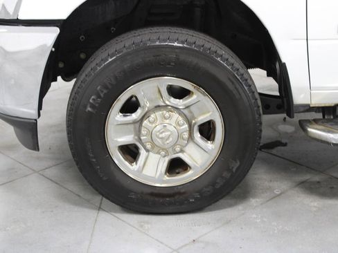 Used 2022 RAM 3500 Big Horn image 19