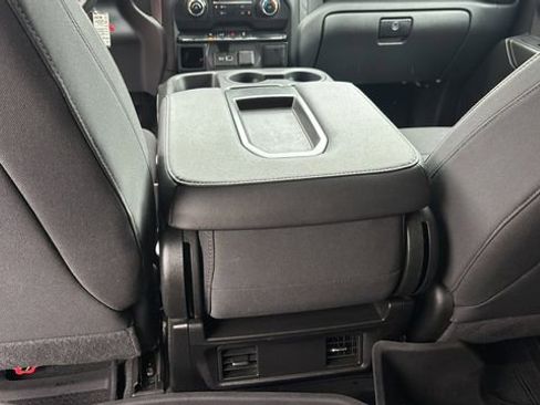 Used 2022 Chevrolet Silverado 1500 Custom AWD/4WD image 20