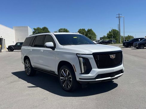 Certified 2025 Cadillac Escalade Sport AWD/4WD image 53