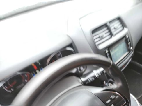 Used 2017 Mitsubishi Outlander Sport SE image 18