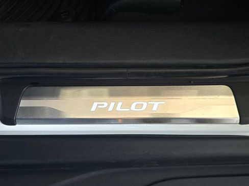 Used 2021 Honda Pilot Black Edition image 30