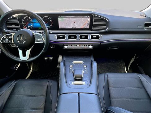 Used 2023 Mercedes-Benz GLS 450 4MATIC image 16