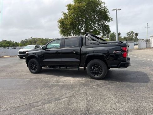 New 2026 Chevrolet Colorado Z71 w/ Midnight Edition AWD/4WD image 4