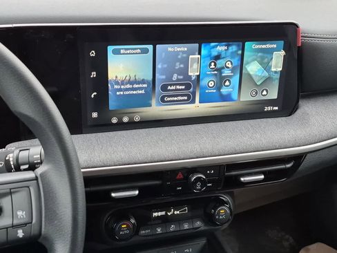 New 2026 Nissan Kicks SV image 12