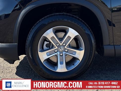 Used 2025 Honda Pilot EX-L image 9