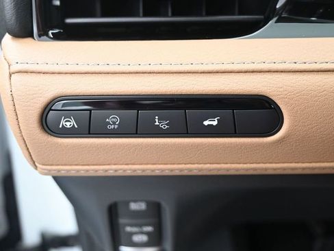 New 2026 INFINITI QX80 Luxe image 15