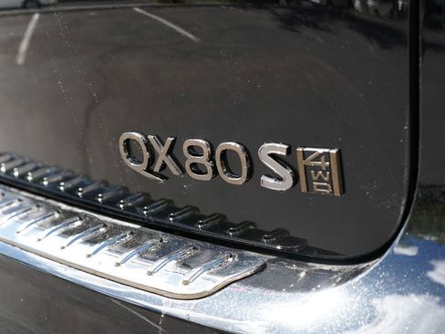 New 2026 INFINITI QX80 4WD w/ Sport Exterior Package image 6