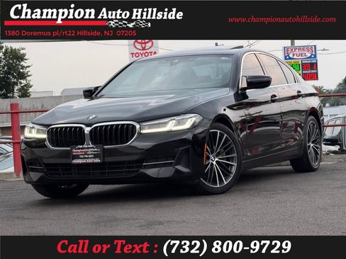 Used 2022 BMW 530i xDrive w/ Convenience Package AWD/4WD image 1
