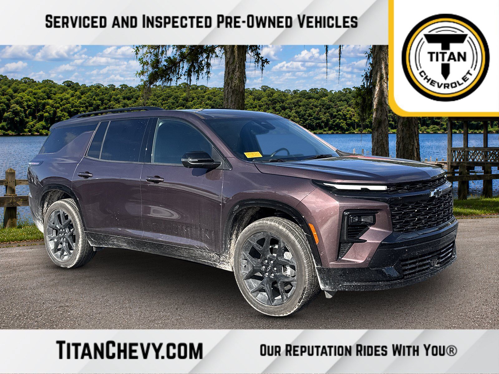 Used 2024 Chevrolet Traverse RS FWD image 1