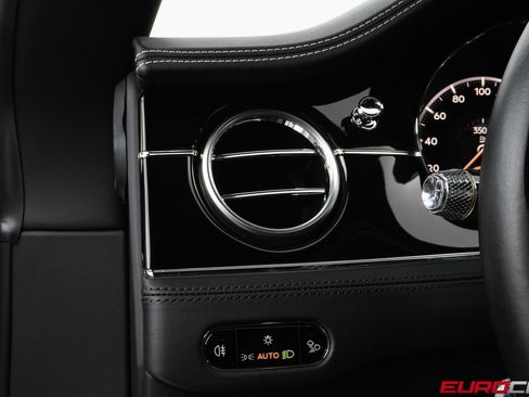 Used 2020 Bentley Continental GT V8 First Edition image 23