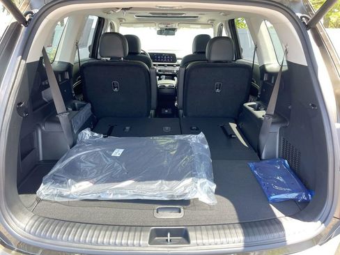 Used 2025 Kia Telluride S image 51